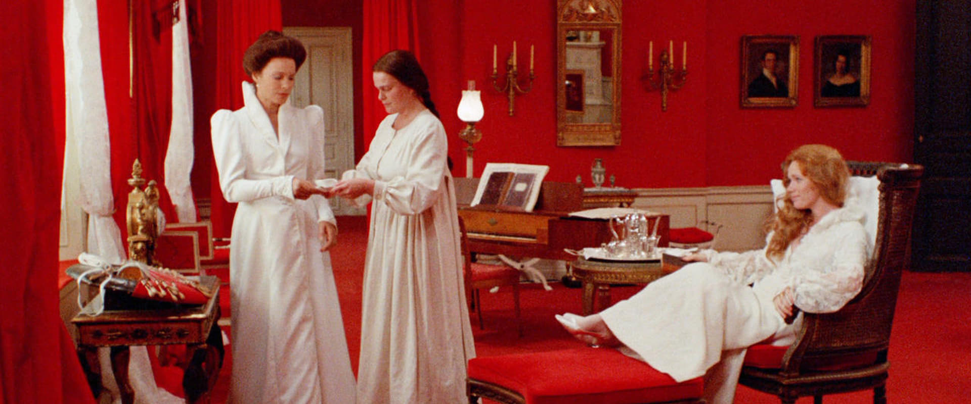 Cries & Whispers 1972