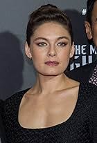Alexa Davalos